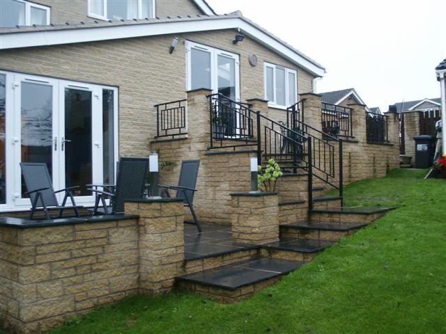 Builders in Rotherham : Tinsley Brothers